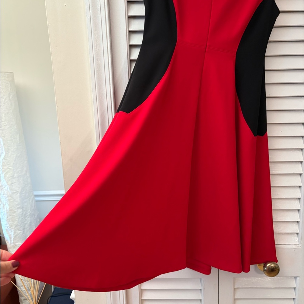 Vtg Tommy Hilfiger Vibrant Red & Black A line dress. Sz 6. has some stretch.
